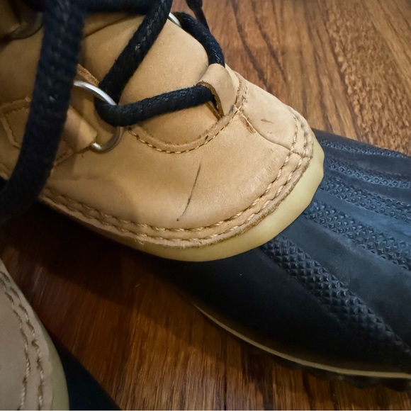 Sorel Caribou Slim Winter Boots - Picture 8 of 8